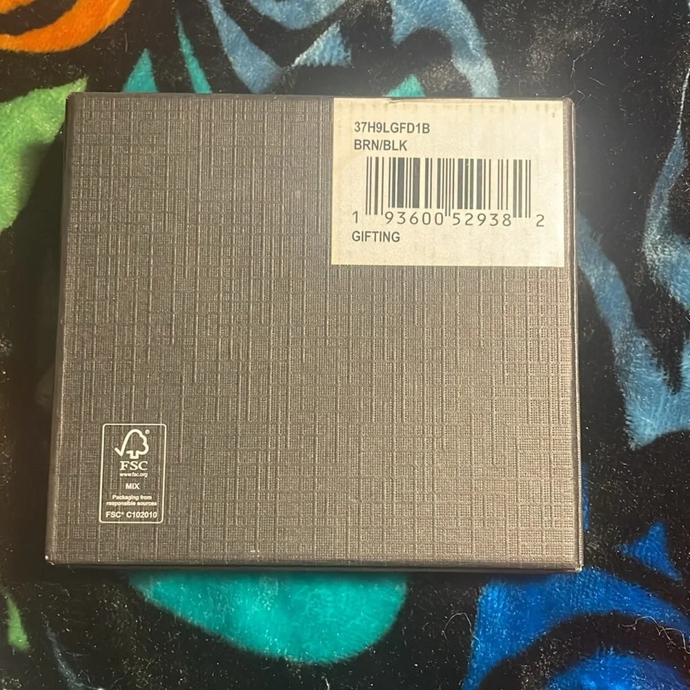 MICHEAL KORS NIB Clip on wallet